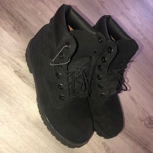 black timbs youth